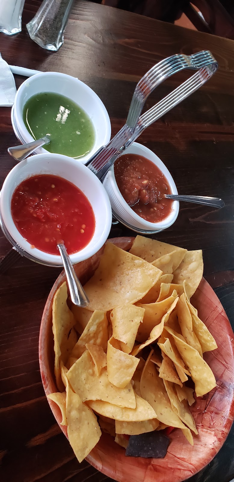 Del Barrio Restaurant | restaurant | 510 E 3rd St, Pecos, TX 79772, USA | 4327557155 OR +1 432-755-7155