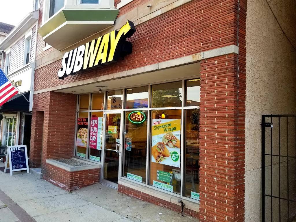 Subway | restaurant | 8 W Broad St, Bethlehem, PA 18018, USA | 6108682647 OR +1 610-868-2647