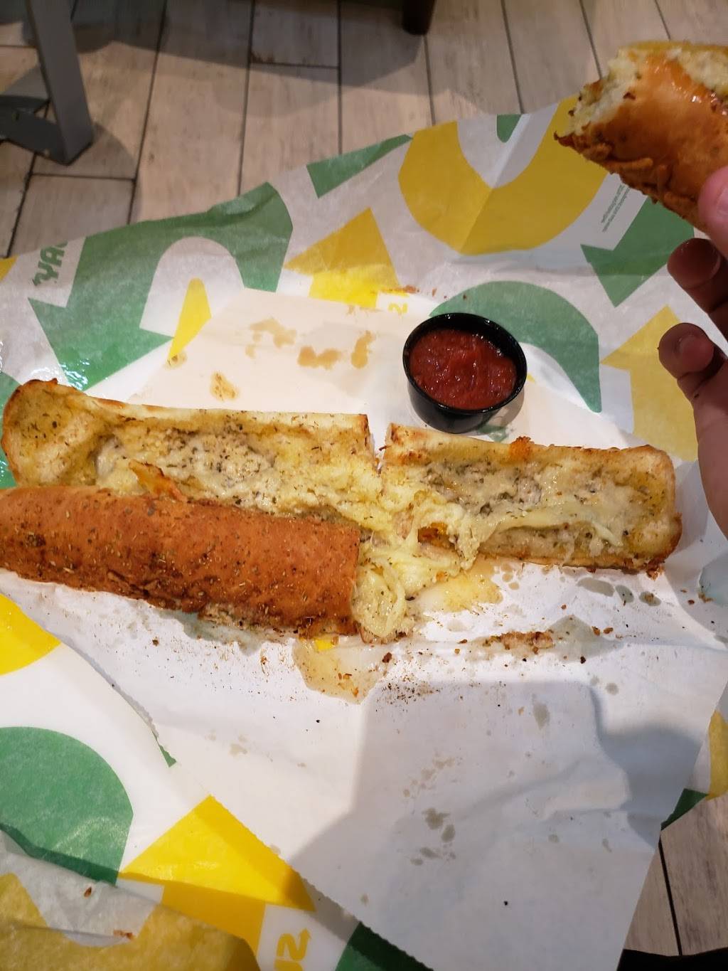 Subway | restaurant | DFW Airport, TX 75261, USA | 9729737753 OR +1 972-973-7753