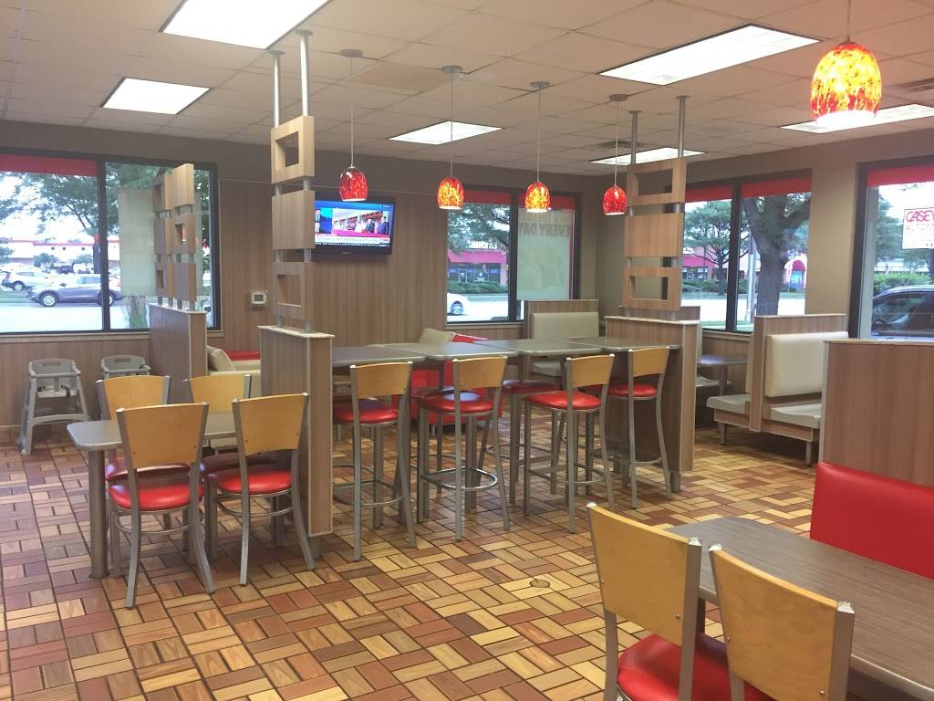Burger King | restaurant | 675 E Rand Rd, Arlington Heights, IL 60004, USA | 8473982885 OR +1 847-398-2885