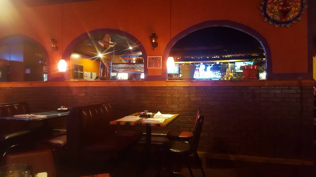 El Jalapeno | restaurant | 101 Leigh Ave, Anna, IL 62906, USA | 6188335596 OR +1 618-833-5596