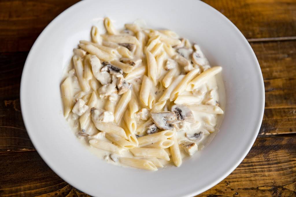 Mimmos Italian Restaurant | restaurant | 114 S Washington St, McLeansboro, IL 62859, USA | 6186434820 OR +1 618-643-4820