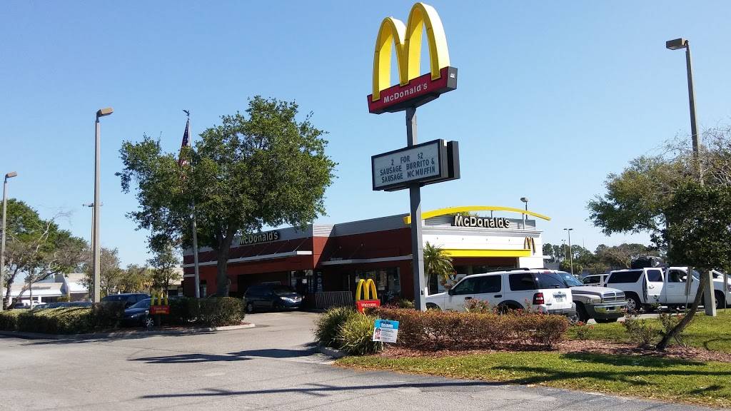 McDonald's - Cafe | 3110 FL-674, Sun City Center, FL 33570, USA