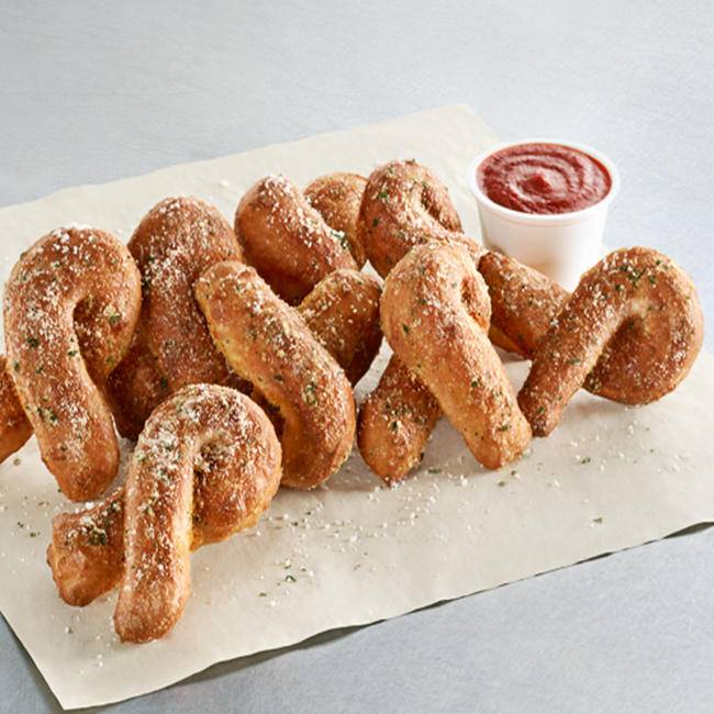 Dominos Pizza | meal delivery | 250 Middle Creek Rd, Sevierville, TN 37862, USA | 8654297777 OR +1 865-429-7777