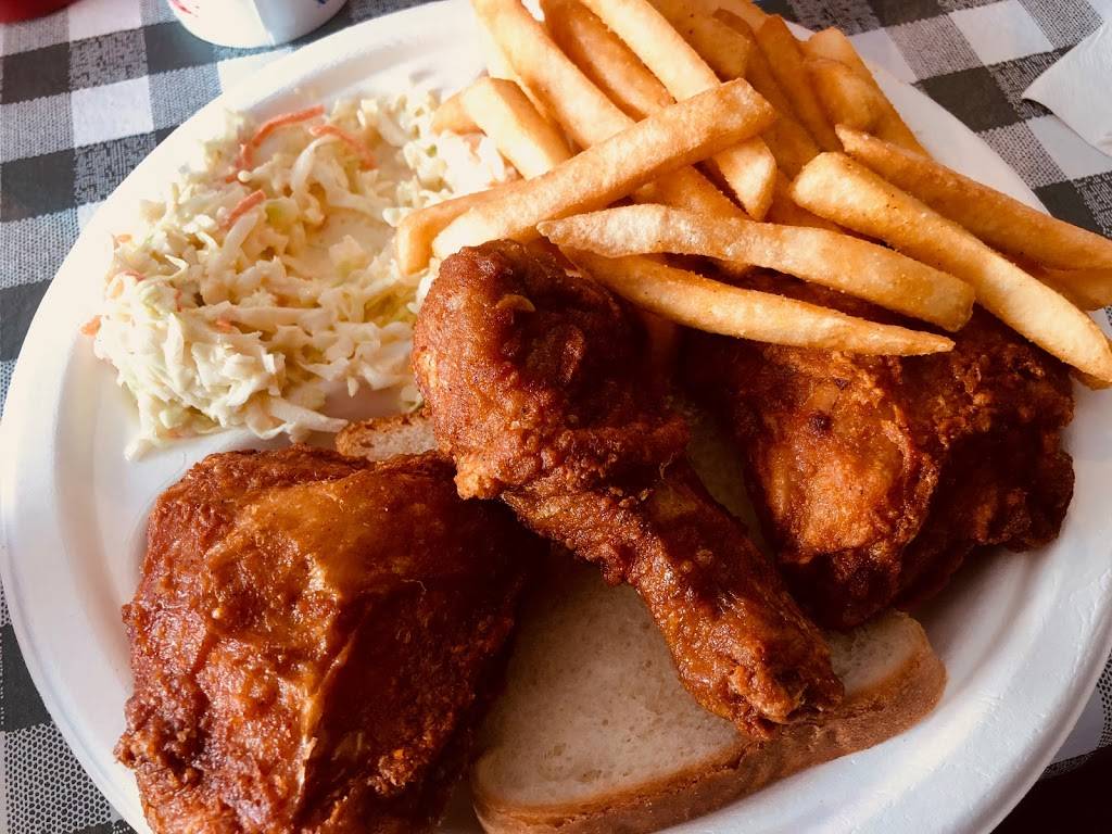 Gus's World Famous Fried Chicken - Restaurant | 2580 Long Beach ...