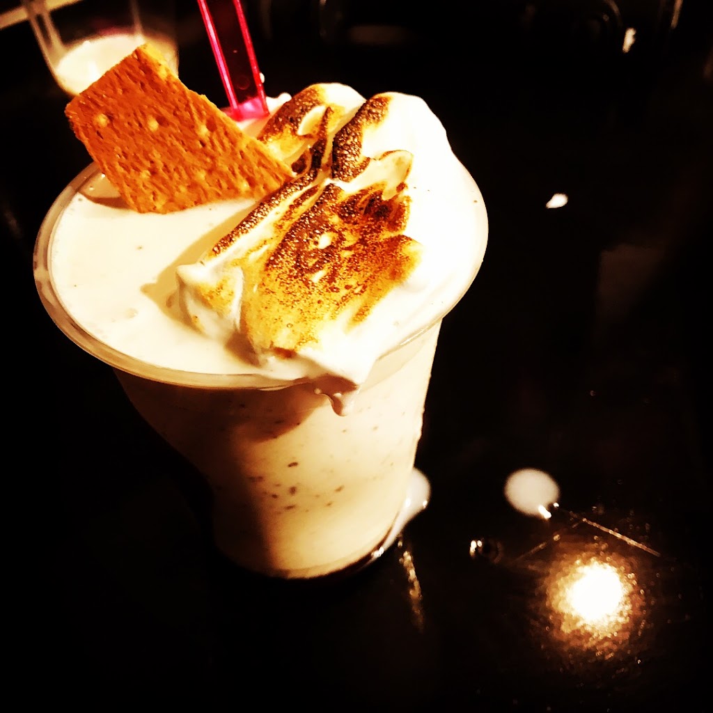 Lulus | restaurant | 23-31 Oak St, Rockland, ME 04841, USA | 2075939371 OR +1 207-593-9371