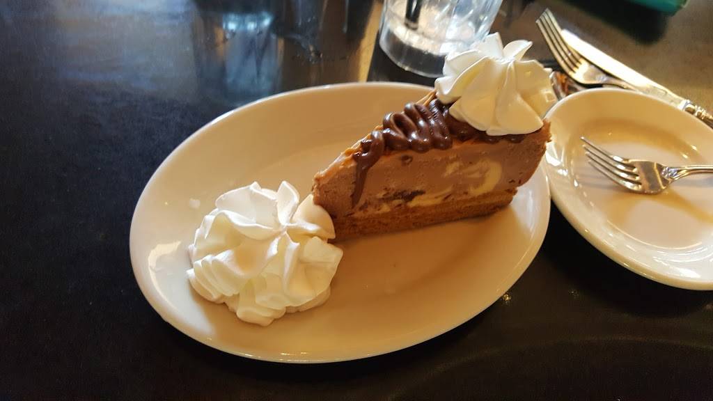 The Cheesecake Factory | restaurant | 1 Walden Galleria, Cheektowaga, NY 14225, USA | 7166852600 OR +1 716-685-2600