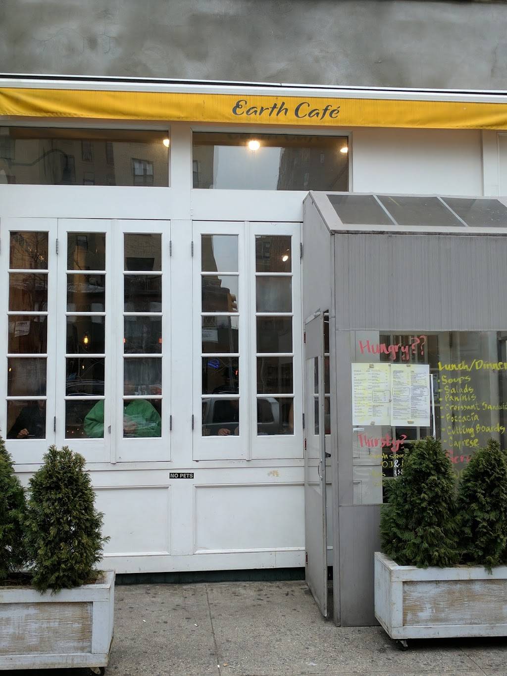 Earth Café | restaurant | 2578 Broadway, New York, NY 10025, USA | 6469645167 OR +1 646-964-5167