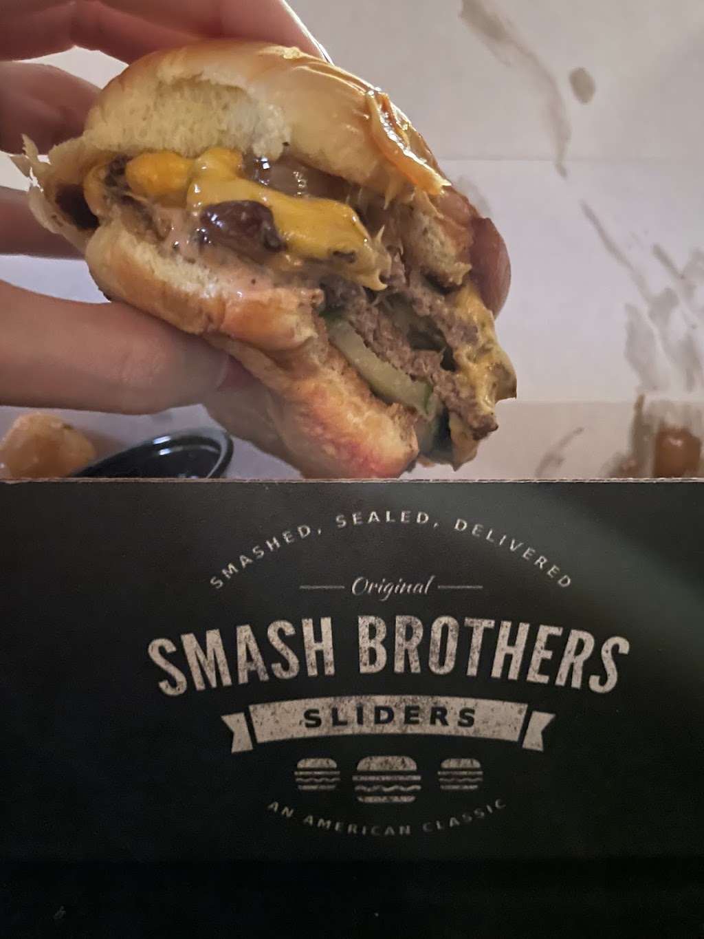Smash Brothers Sliders | restaurant | 1291 W 3rd Ave, Columbus, OH 43212, USA | 6146363835 OR +1 614-636-3835