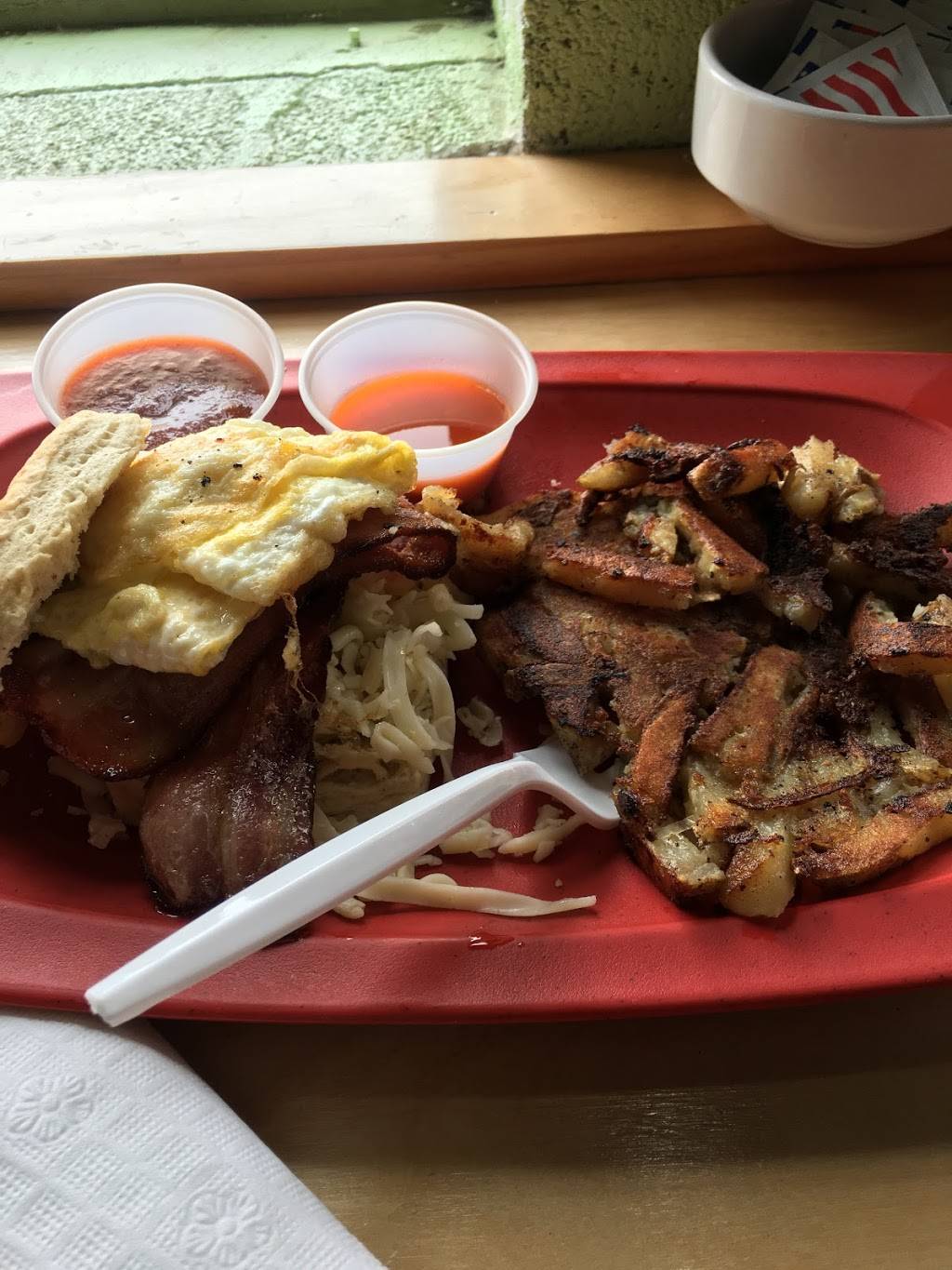 Ace Biscuit & Barbecue - Restaurant | 711 Henry Ave, Charlottesville, VA  22903, USA