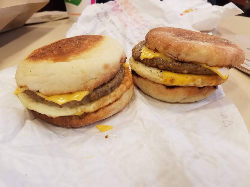 Dunkin | bakery | 670 Brandon Ave SW, Roanoke, VA 24015, USA | 5409853113 OR +1 540-985-3113