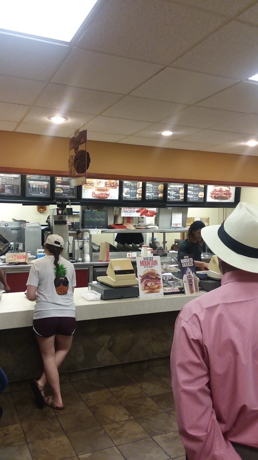 Arbys | meal takeaway | 2138 MS-15 N, Laurel, MS 39440, USA | 6016499566 OR +1 601-649-9566