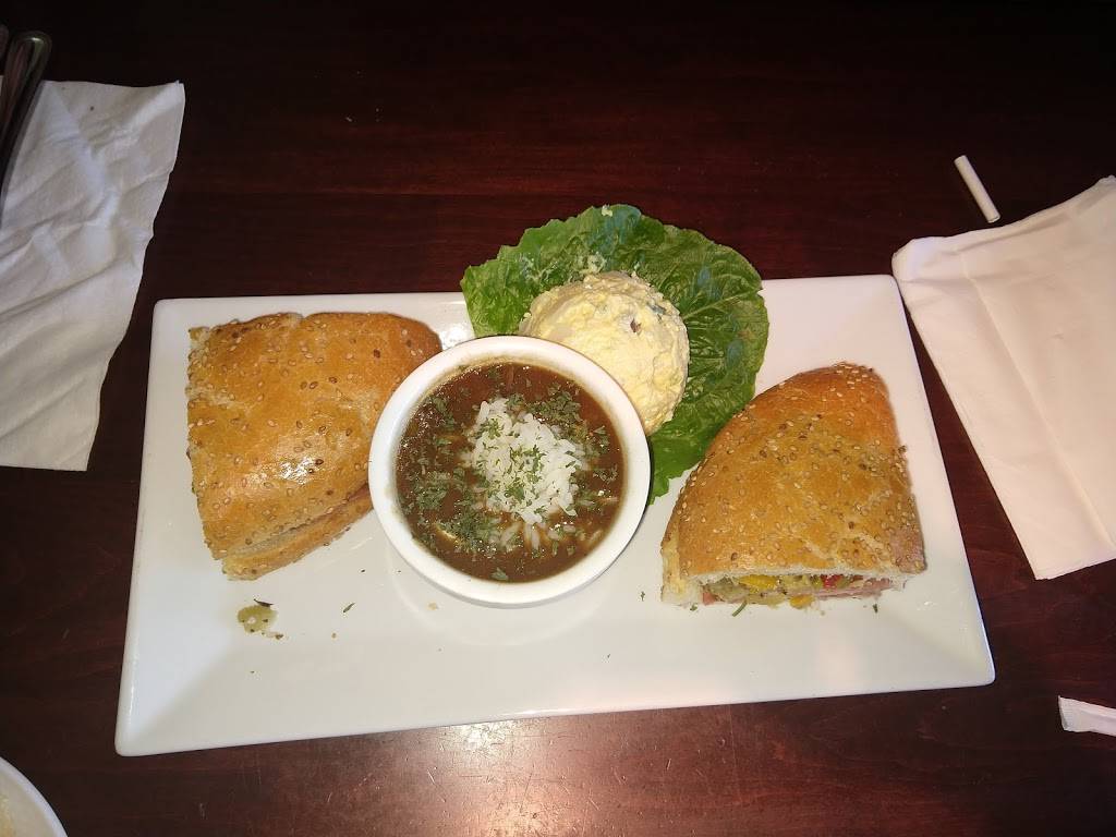 DiMartinos Muffulettas | restaurant | 700 S Tyler St, Covington, LA 70433, USA | 9852766460 OR +1 985-276-6460