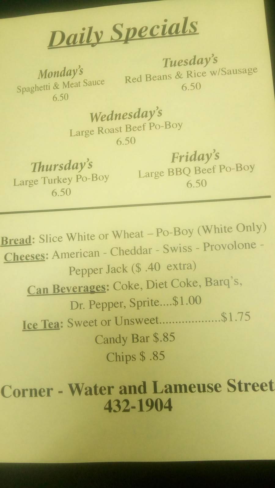 Renas Deli | restaurant | 131 Lameuse St, Biloxi, MS 39530, USA | 2284321904 OR +1 228-432-1904