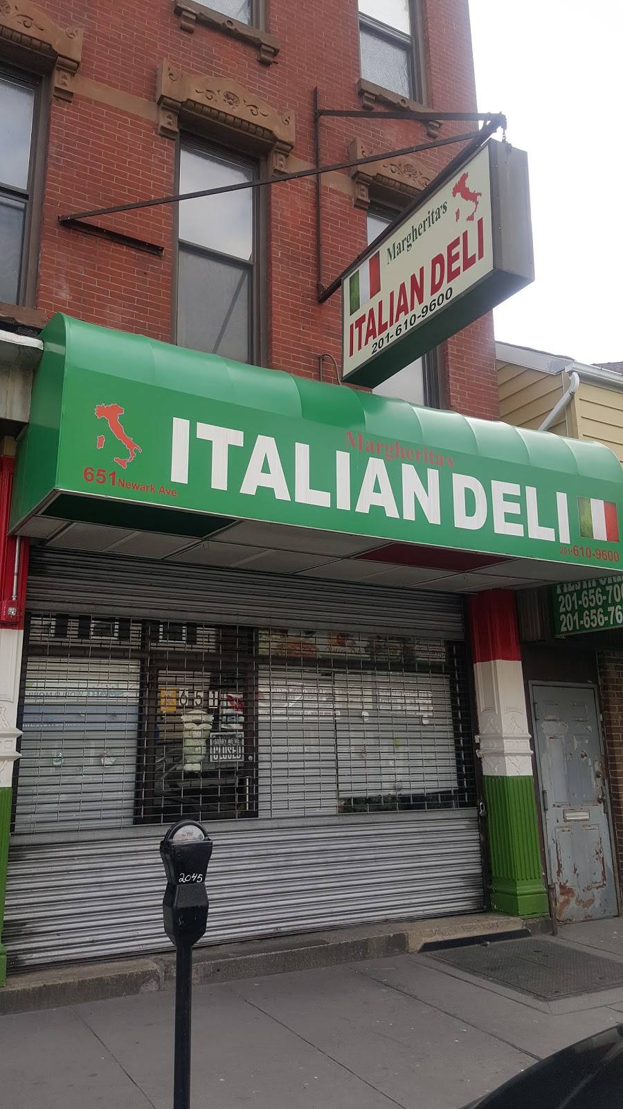 Margheritas Italian Deli | restaurant | 651 Newark Ave, Jersey City, NJ 07306, USA | 2016109600 OR +1 201-610-9600