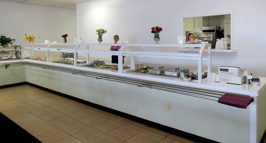 Crocketts Family Cafeteria & Catering | cafe | 1850 N Columbia St, Milledgeville, GA 31061, USA | 4788040009 OR +1 478-804-0009