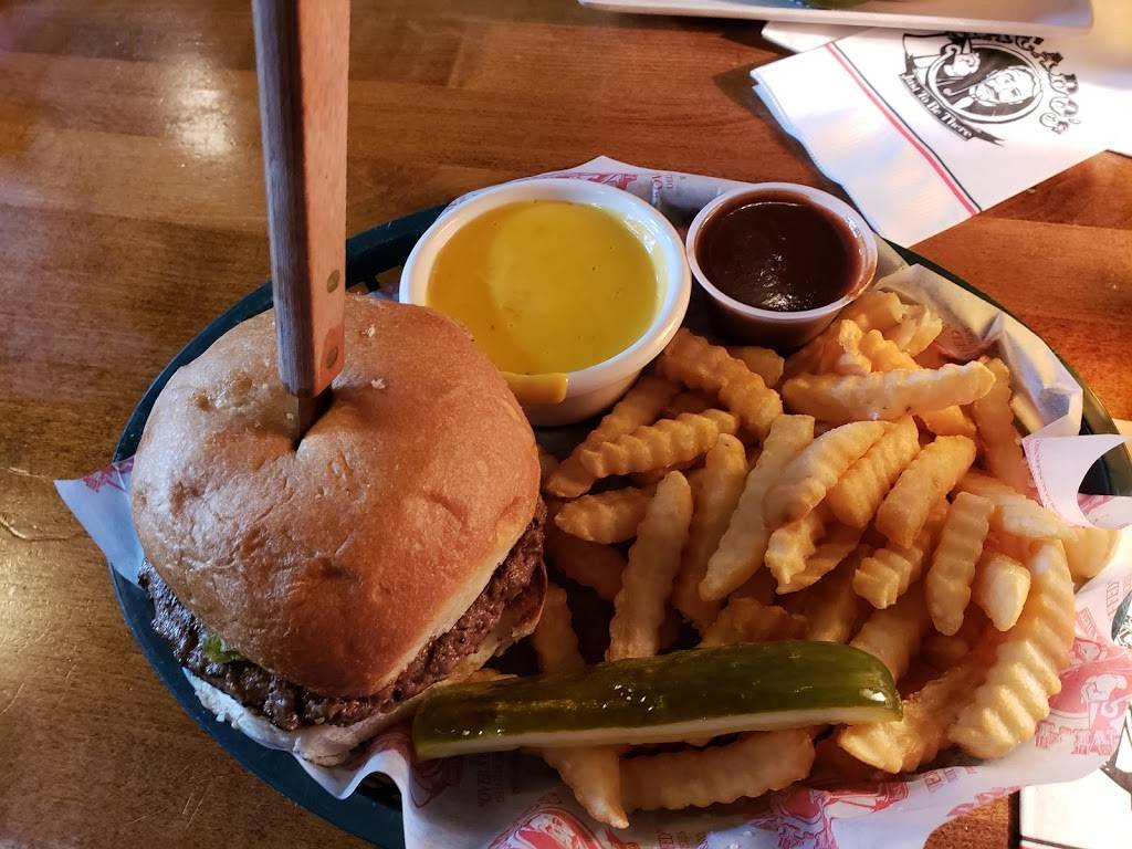 Macados | meal takeaway | 201 N Main St, Galax, VA 24333, USA | 2762360399 OR +1 276-236-0399