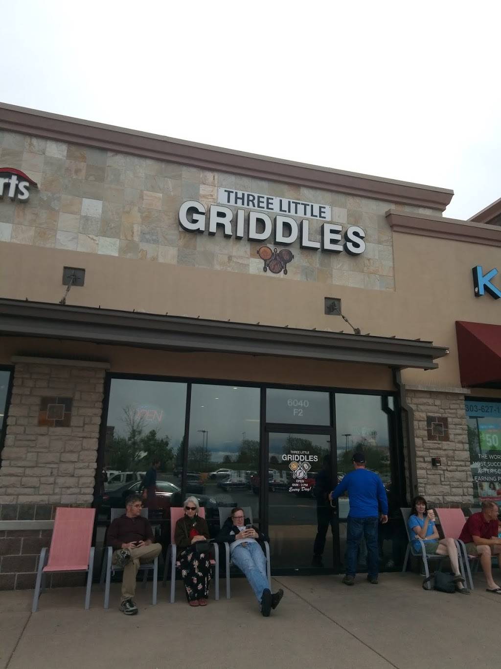 Three Little Griddles | restaurant | 6040 S Gun Club Rd F2, Aurora, CO 80016, USA | 3036934100 OR +1 303-693-4100