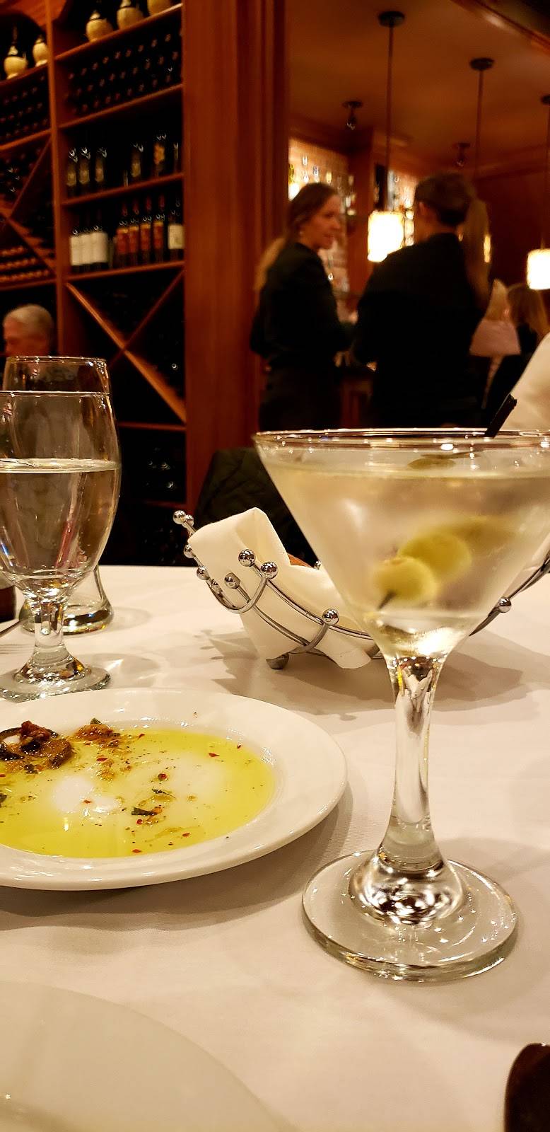 Trattoria Locanda | restaurant | 1105 Main St, Fishkill, NY 12524, USA | 8458964100 OR +1 845-896-4100