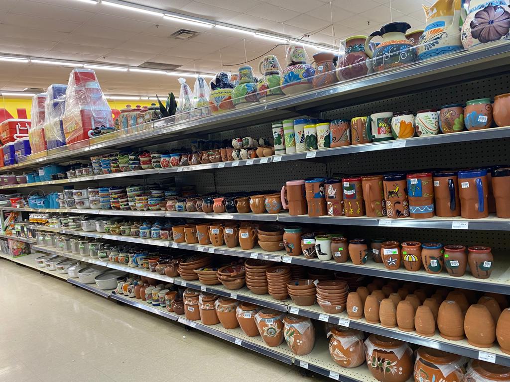 Supermercado Guanajuato #1 | bakery | 9901 La Grange Rd, Louisville, KY 40223, USA | 5024252961 OR +1 502-425-2961