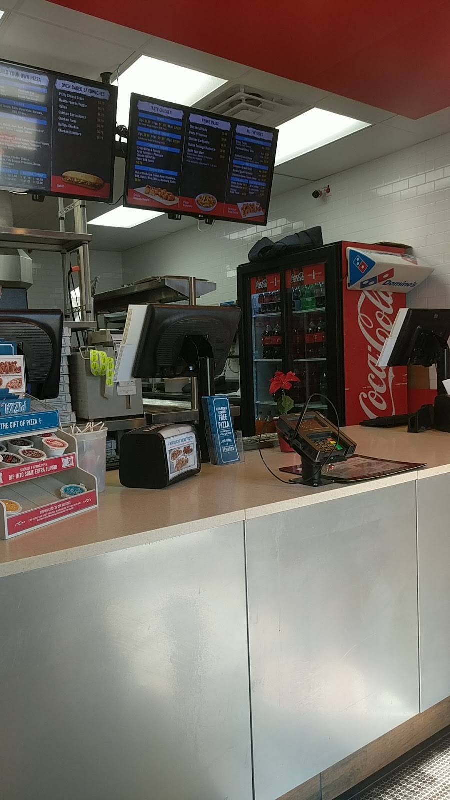 Dominos Pizza | meal delivery | 2420 18th St Ste 2, Bettendorf, IA 52722, USA | 5633597777 OR +1 563-359-7777