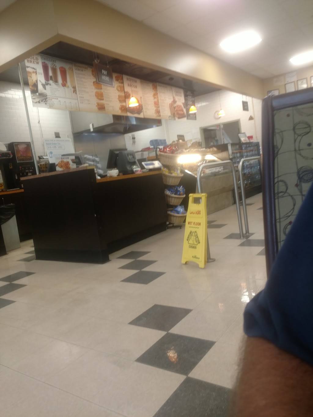 Manhattan Bagel | cafe | 313 E Street Rd, Feasterville-Trevose, PA 19053, USA | 2159429505 OR +1 215-942-9505