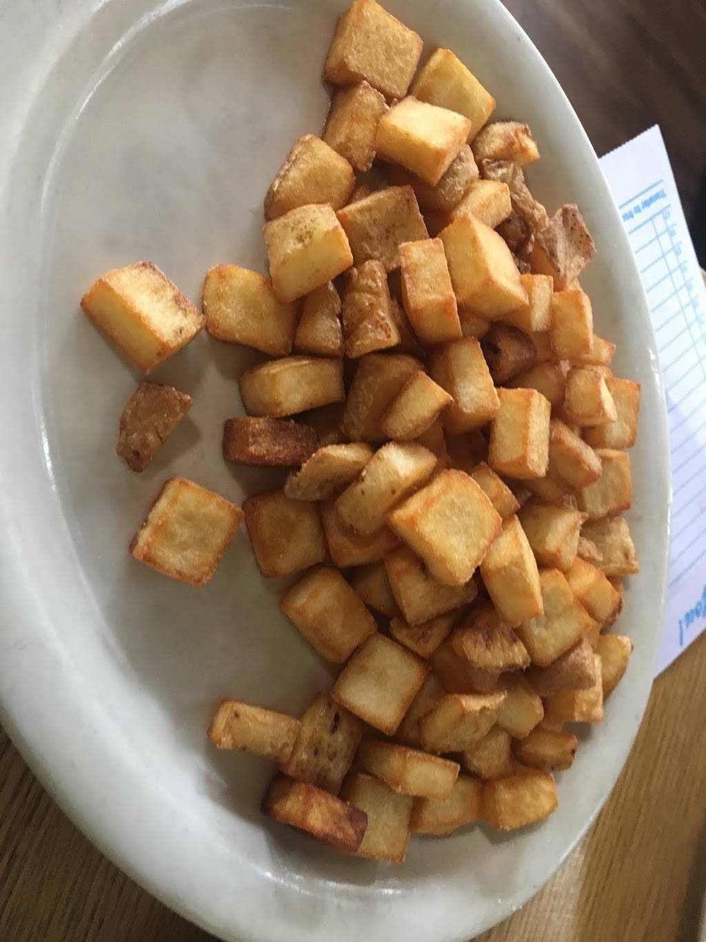Country Cupboard | restaurant | 3333 S Division St, Carterville, IL 62918, USA | 6189854470 OR +1 618-985-4470