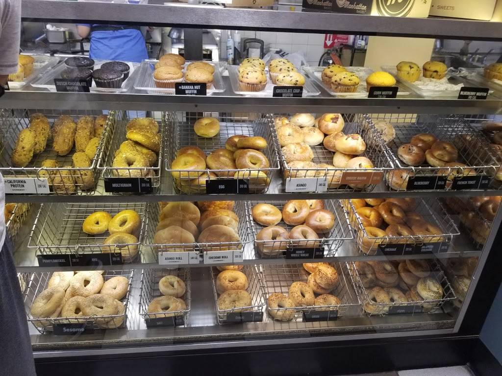 Manhattan Bagel | cafe | 2495 US-1, Lawrence Township, NJ 08648, USA | 6094069800 OR +1 609-406-9800