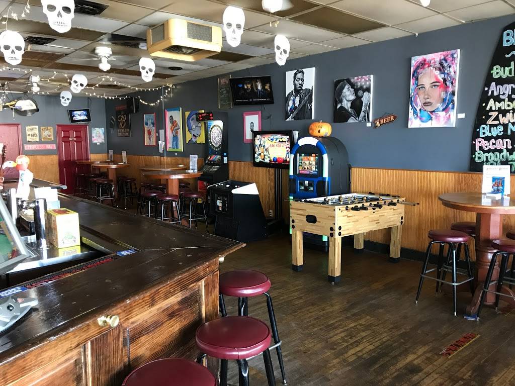 Lehmanns Landing | restaurant | 12314 Natural Bridge Rd, Bridgeton, MO 63044, USA | 3147392344 OR +1 314-739-2344
