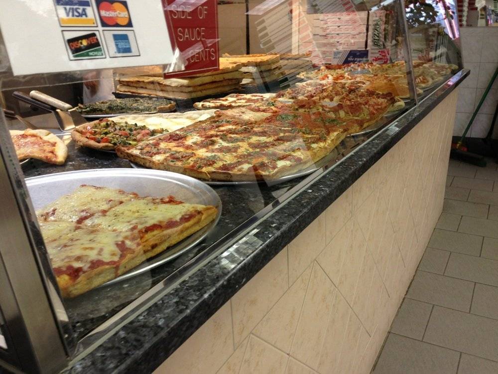 Village Maria Pizza | meal delivery | 768 Manor Rd, Staten Island, NY 10314, USA | 7183701818 OR +1 718-370-1818