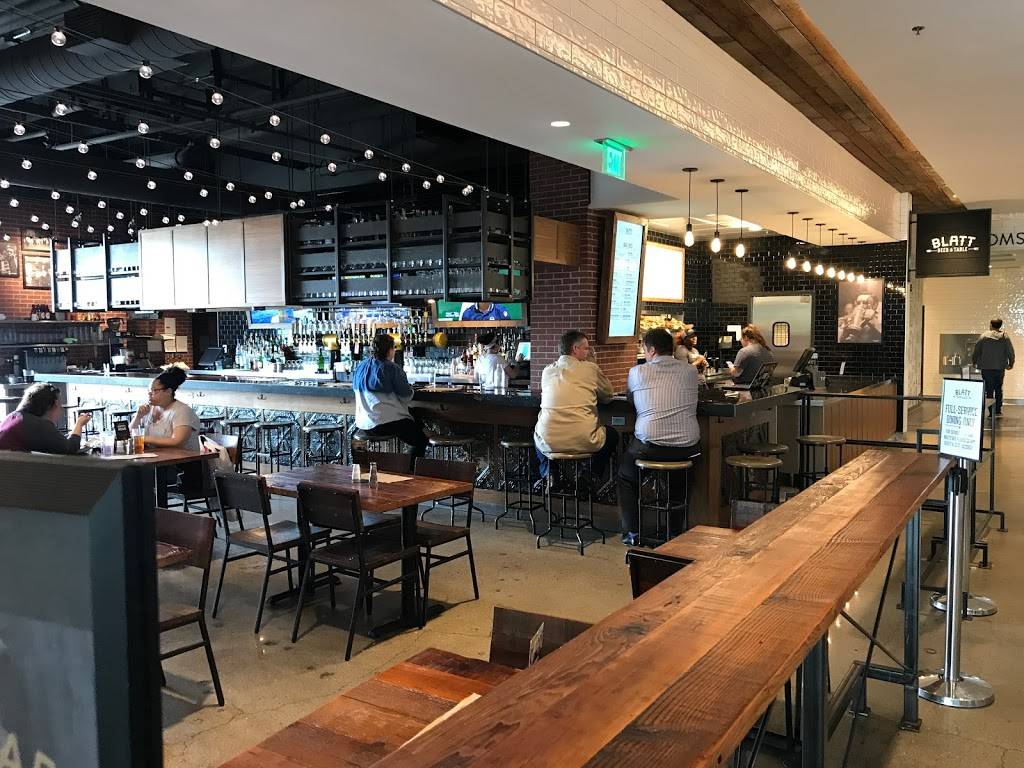 Blatt Beer & Table | restaurant | 10000 California St, Omaha, NE 68114, USA | 4029329993 OR +1 402-932-9993