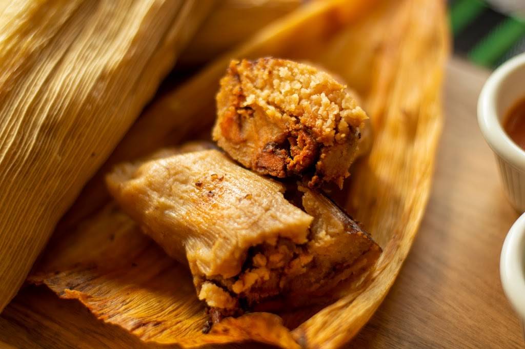Antojitos del Patron Mexican Snacks | restaurant | 52 Lincoln Rd, Brooklyn, NY 11225, USA | 3475339911 OR +1 347-533-9911