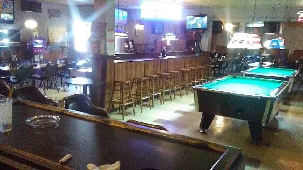 East Office Bar & Grill | restaurant | 406 E Washington Blvd, Cuba, MO 65453, USA | 5738856804 OR +1 573-885-6804
