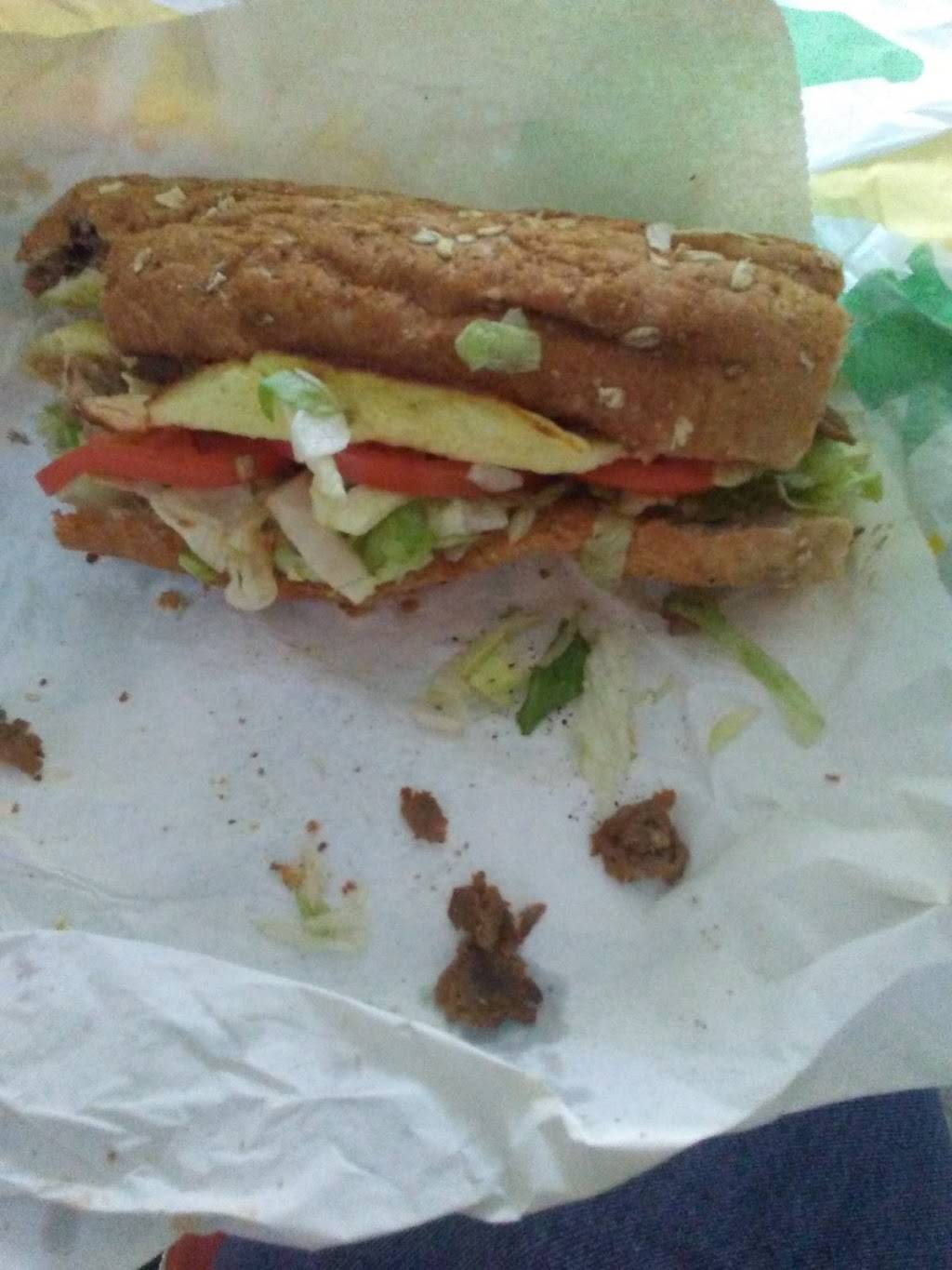 Subway | restaurant | 443 Hartford Rd, Manchester, CT 06040, USA | 8607916118 OR +1 860-791-6118