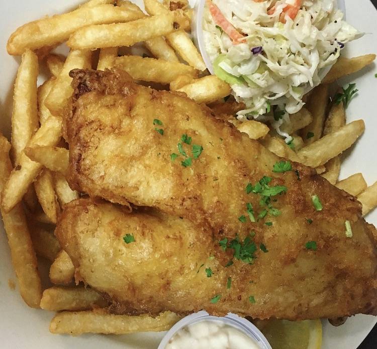 Lil Bear Sports Lounge | night club | 983 Main Rd, Tiverton, RI 02878, USA | 4016243212 OR +1 401-624-3212