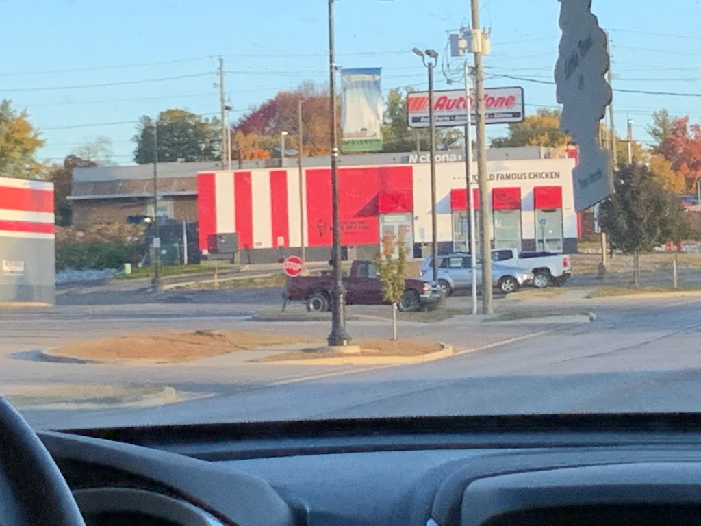 KFC | restaurant | 366 S Indiana St, Mooresville, IN 46158, USA | 3177991079 OR +1 317-799-1079