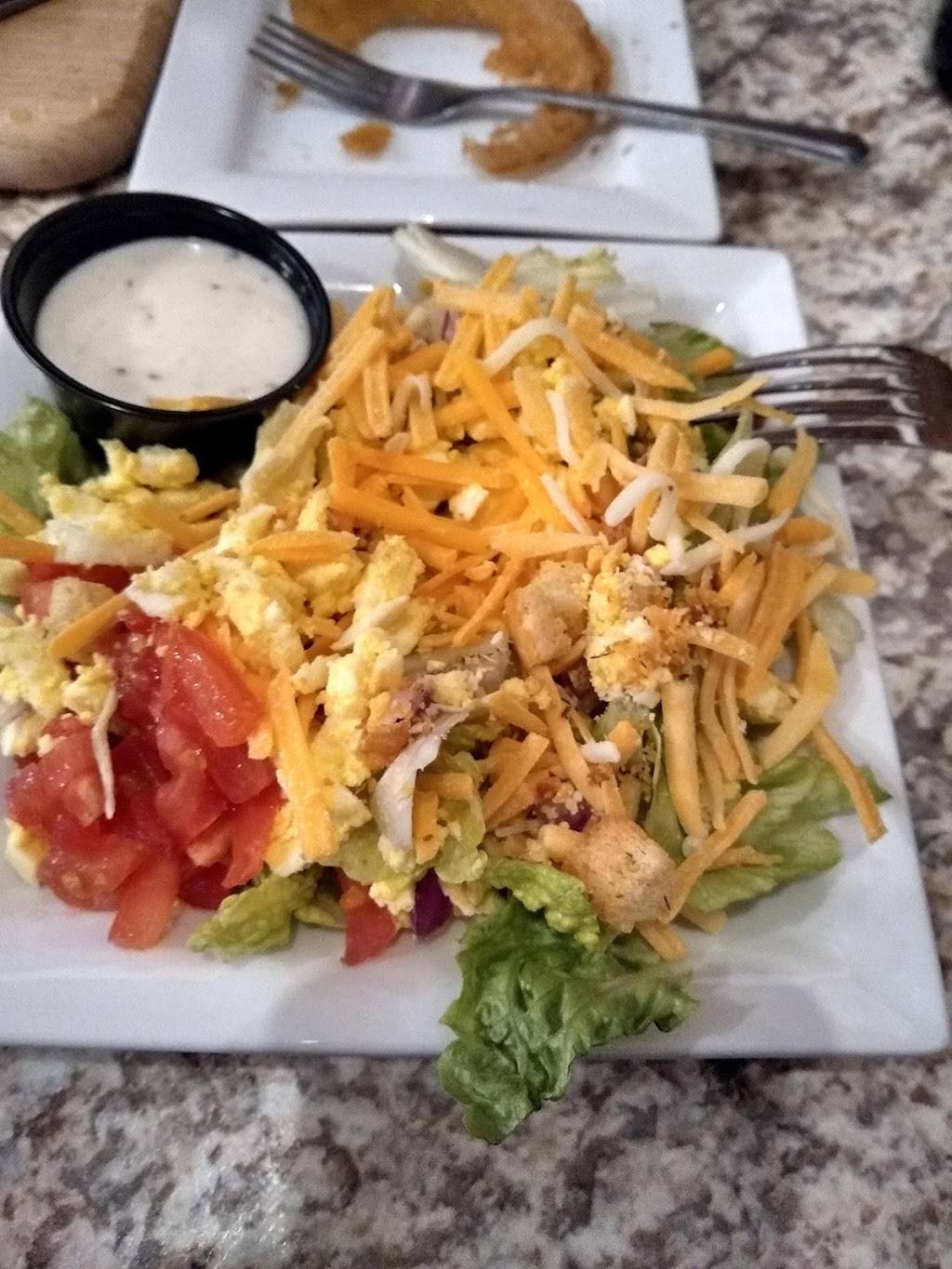 The Woodhouse | restaurant | 13706 Fairview Dr, Grabill, IN 46741, USA | 2604439670 OR +1 260-443-9670