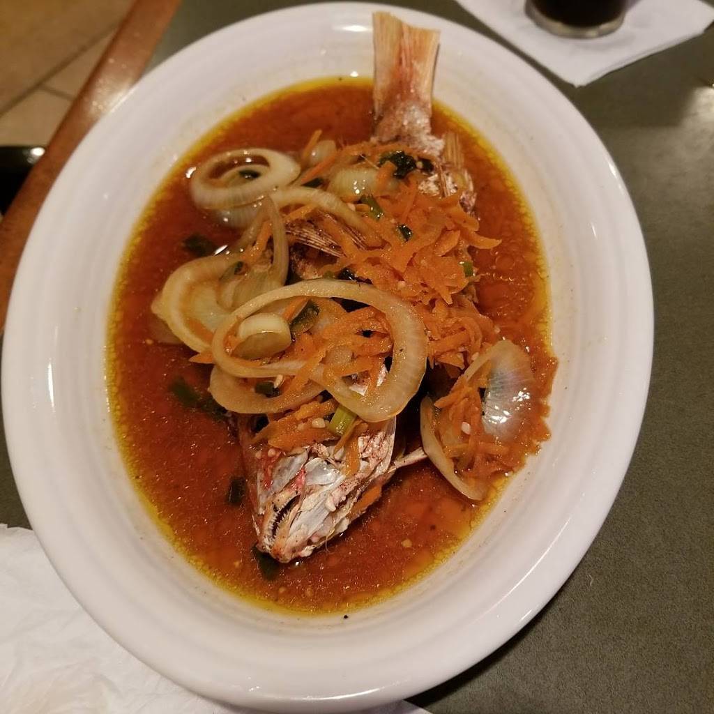 Red Stripes Caribbean Cuisine and Lounge | restaurant | 8 Pin Oak St, Bluffton, SC 29910, USA | 8437578111 OR +1 843-757-8111