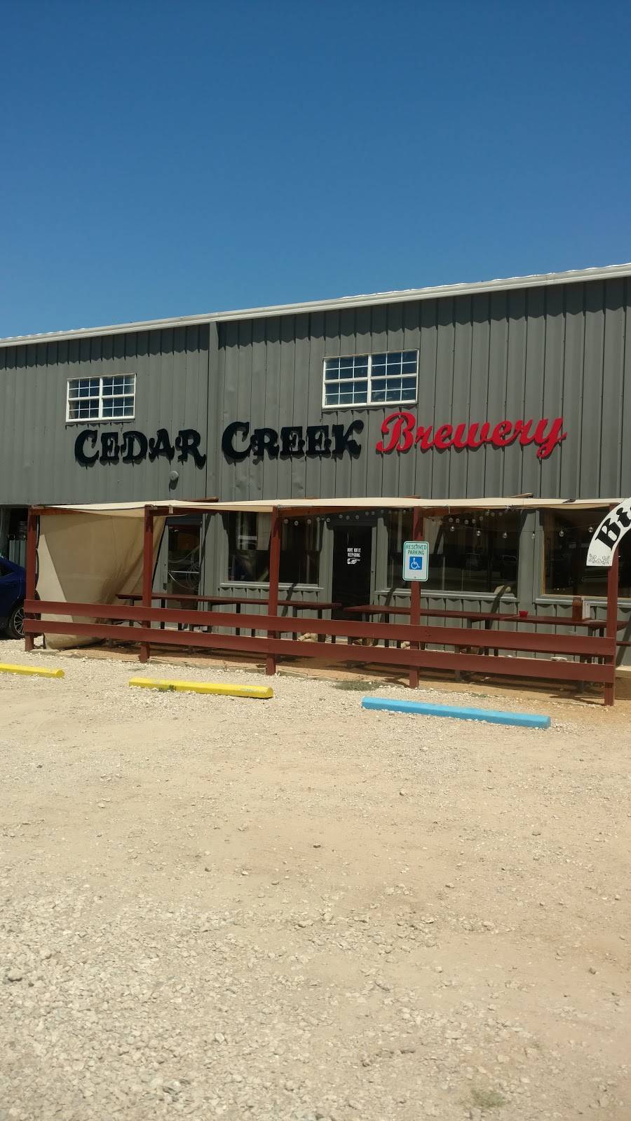 Cedar Creek Brewery | restaurant | 336 E Cedar Creek Pkwy, Seven Points, TX 75143, USA | 9034322337 OR +1 903-432-2337