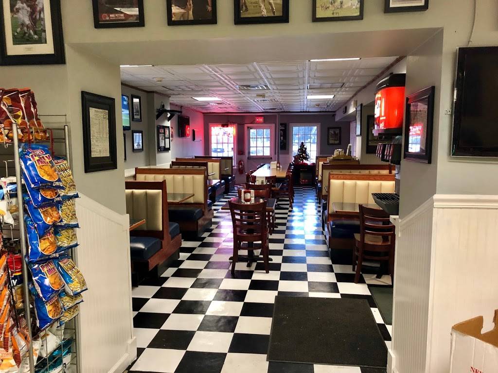 Marzellas Pizza | restaurant | 488 E Main St, Collegeville, PA 19426, USA | 6104894946 OR +1 610-489-4946