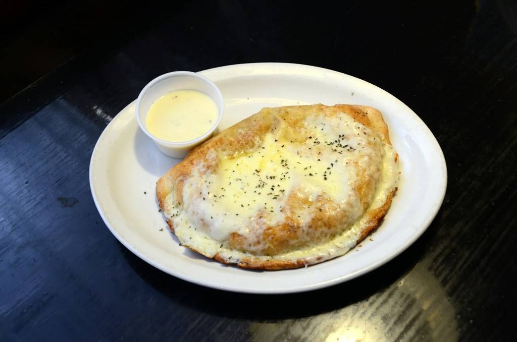 Palace | restaurant | 701 15th Ave, East Moline, IL 61244, USA | 3097559020 OR +1 309-755-9020