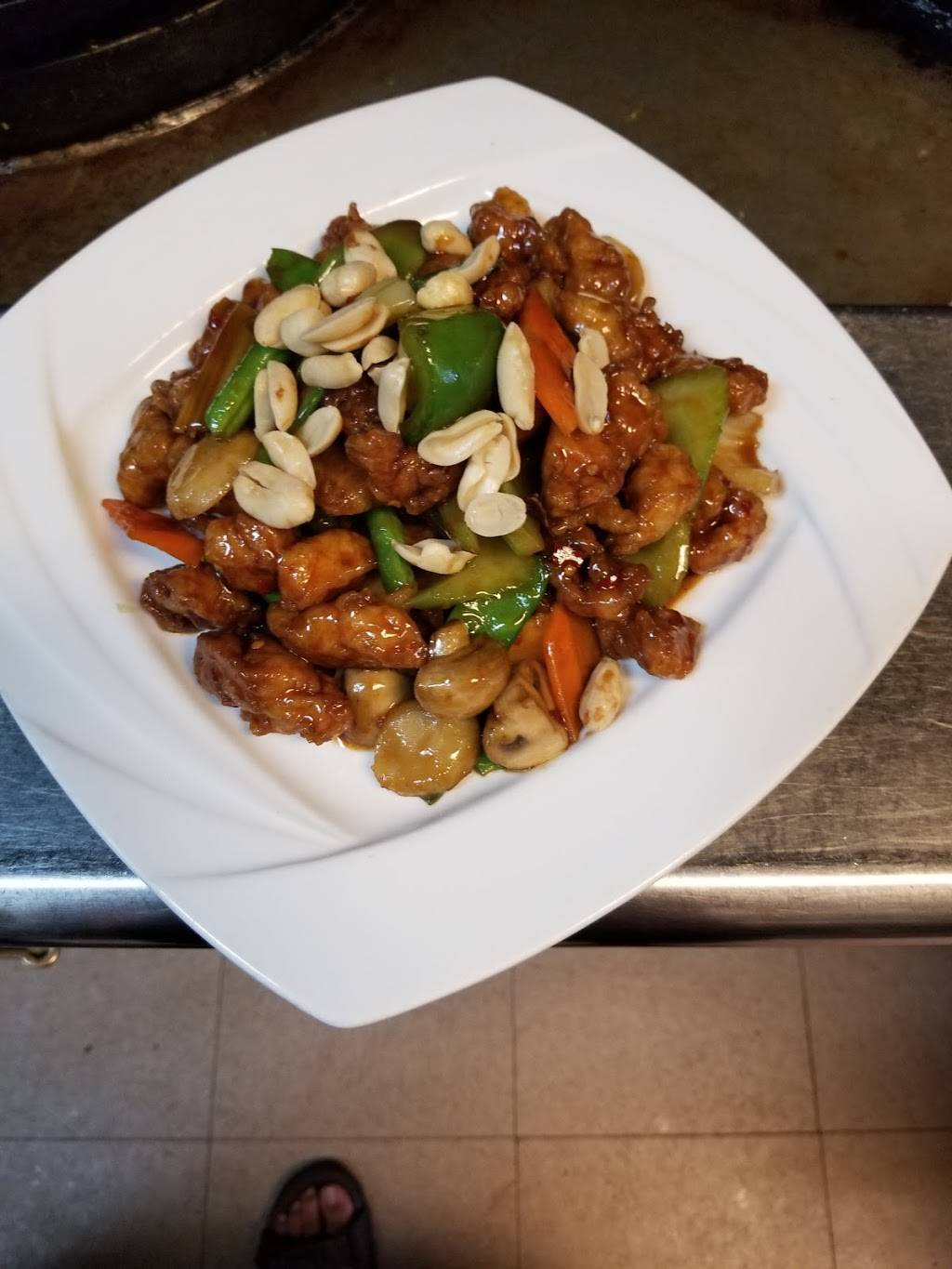 Hong Kong Seafood Restaurant | restaurant | 1434 Baltimore St, Hanover, PA 17331, USA | 7176300636 OR +1 717-630-0636