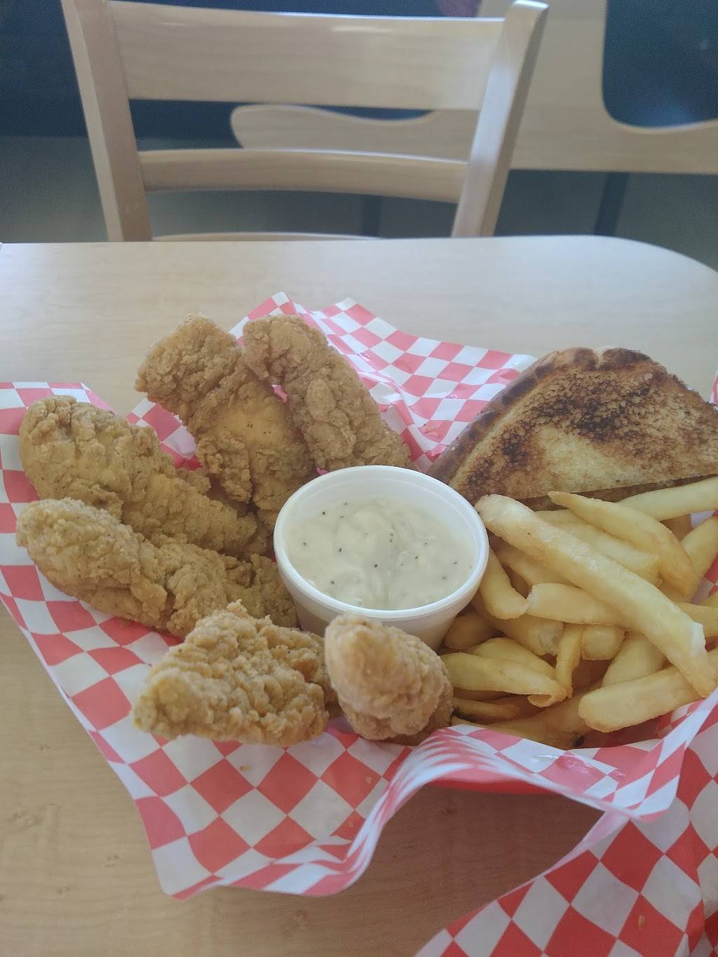Dairy Queen Store | restaurant | 2151 FM 64, Cooper, TX 75432, USA | 9033952151 OR +1 903-395-2151