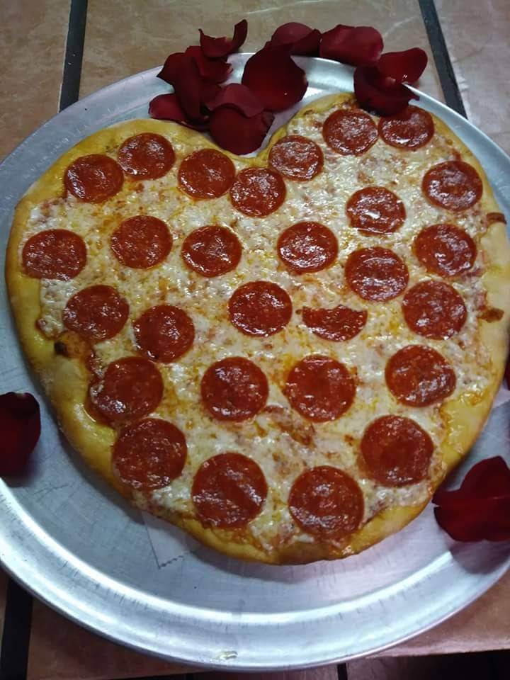 Gallitos Pizzeria and Bakery | bakery | 112 Market St, Passaic, NJ 07055, USA | 9734737300 OR +1 973-473-7300