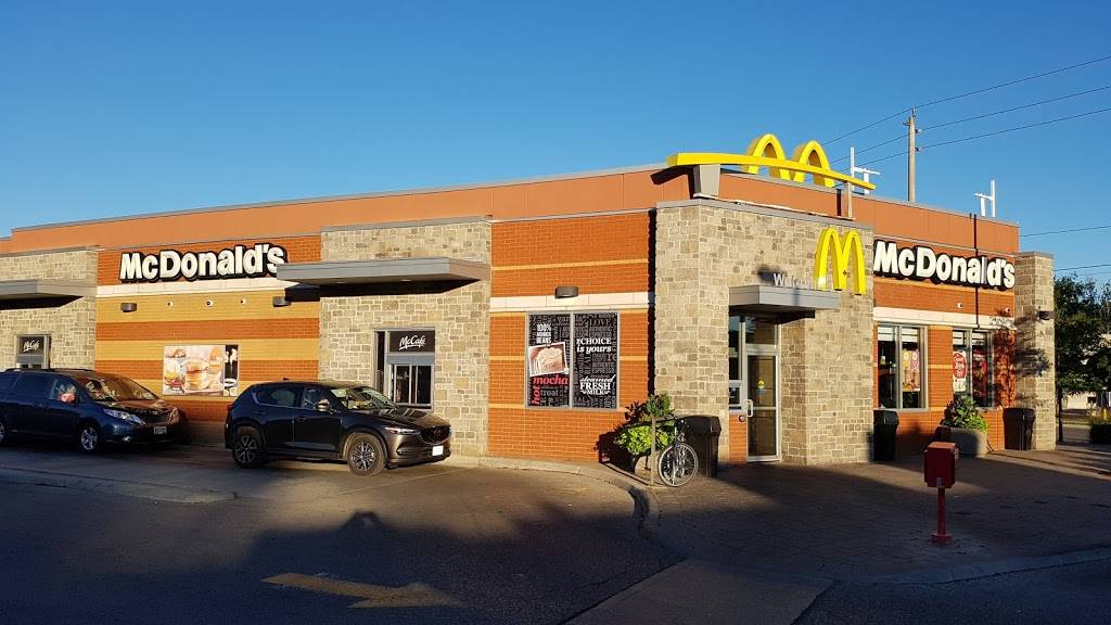 McDonald's | 431 Highland Rd W, Kitchener, ON N2M 3C6, Canada