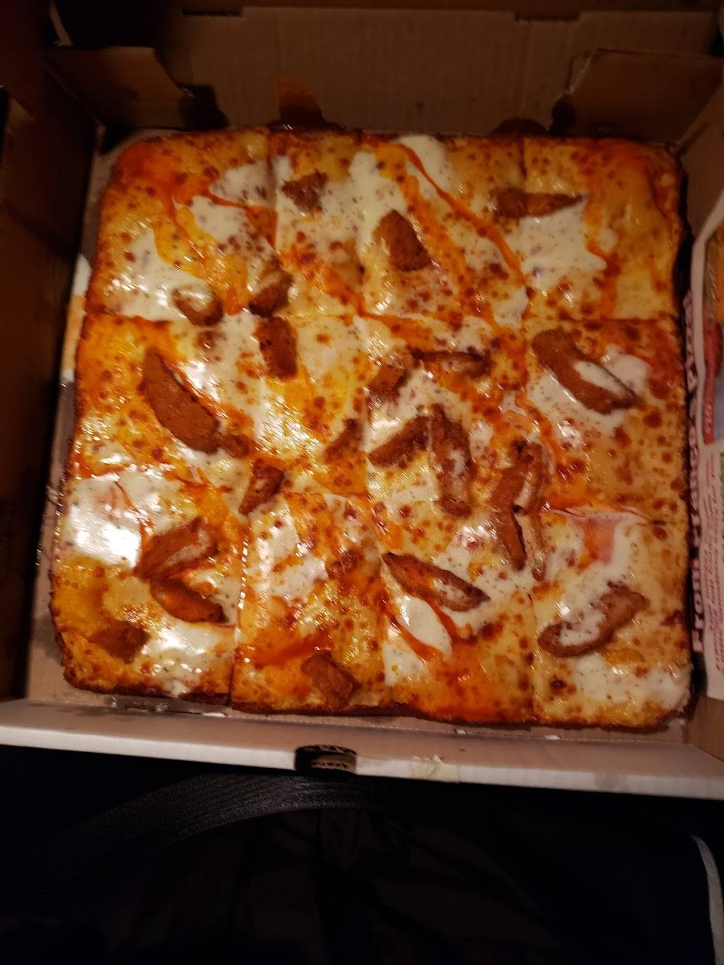 Francos Pizza | meal delivery | 1924 Eggert Rd, Buffalo, NY 14226, USA | 7168357100 OR +1 716-835-7100