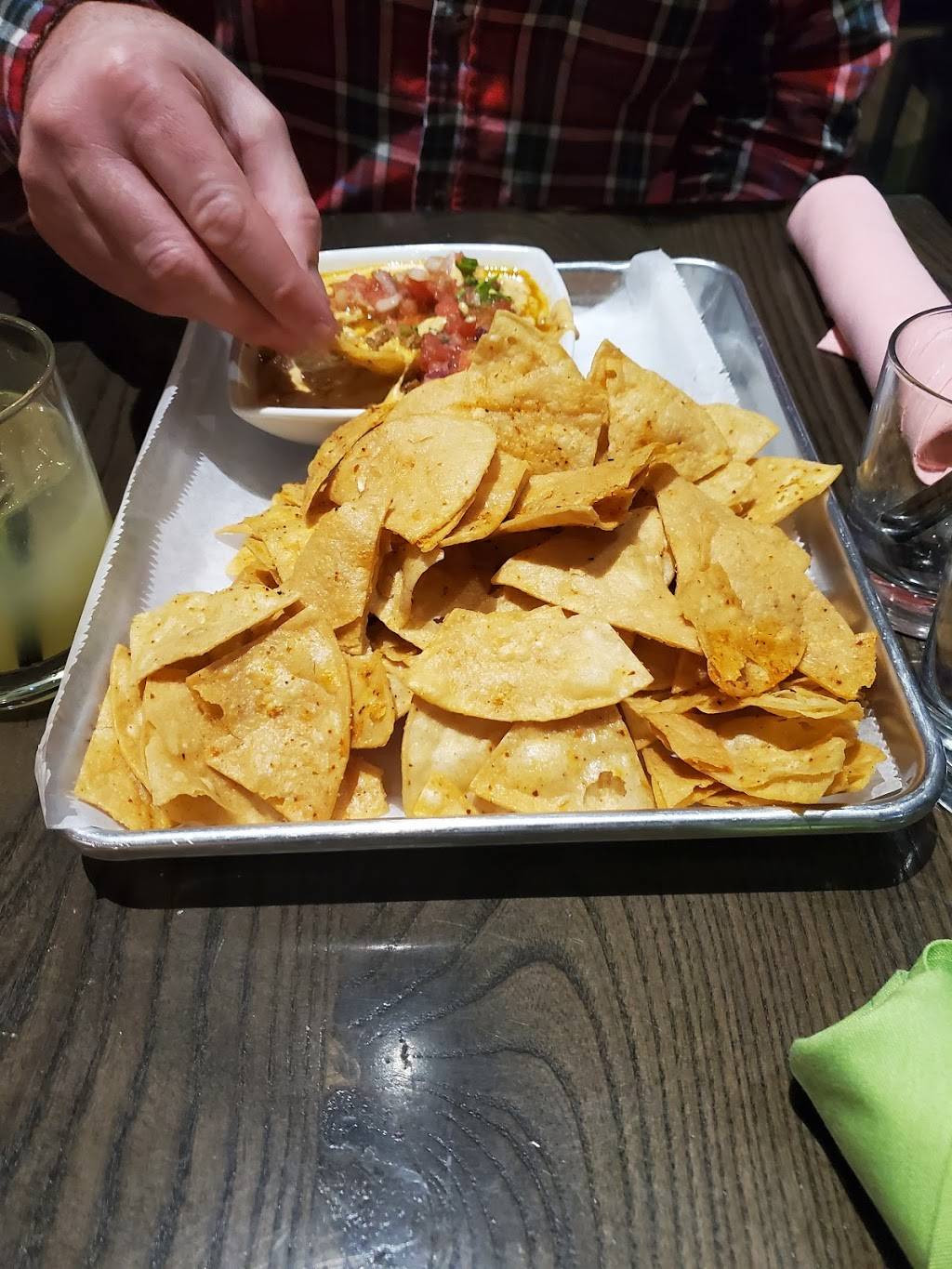 Ta Co. Lawrence | restaurant | 801 Massachusetts St, Lawrence, KS 66044, USA | 7858562170 OR +1 785-856-2170