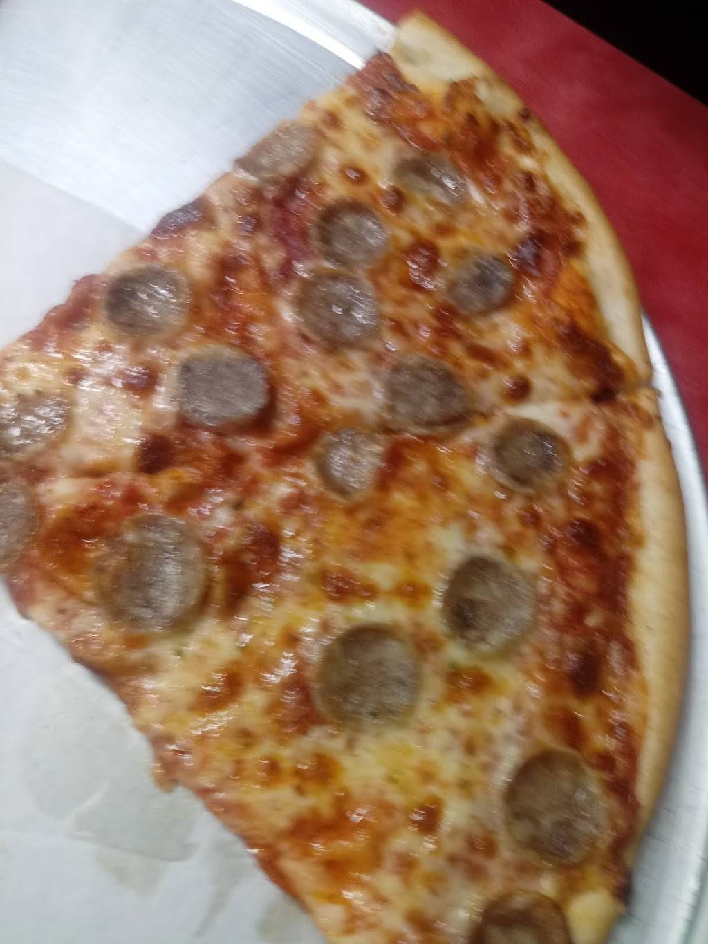 New Yorkers Pizza | meal delivery | 2166 3rd Ave, New York, NY 10035, USA | 2127222500 OR +1 212-722-2500