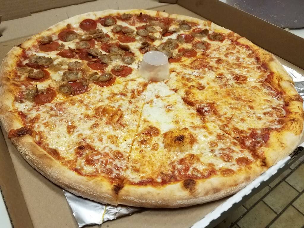 BBs Pizza | meal takeaway | 2000 Clark Street Rd, Auburn, NY 13021, USA | 3157040227 OR +1 315-704-0227