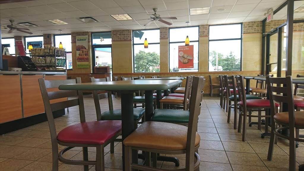 Restaurant SUBWAY | restaurant | 4 Boulevard des Entreprises, Boisbriand, QC J7G 2Y2, Canada | 4504195586 OR +1 450-419-5586